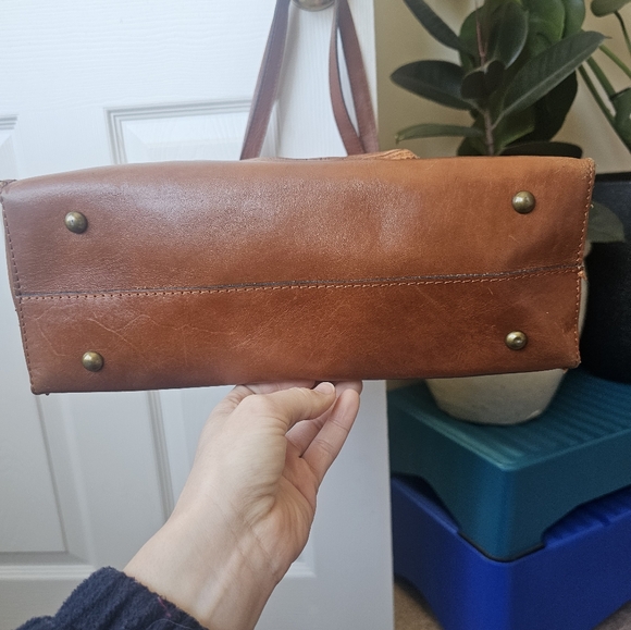 Patricia Nash leather tote - Picture 7 of 8